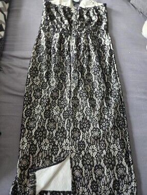 Black Lace Overlay Pencil Dress Elegant Evening Wear Strapless